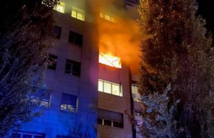 Zofingen AG - Brand in Mehrfamilienhaus