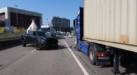 Pratteln BL - Pickup kracht in Lastwagen