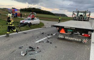 Heftiger Unfall in Tegerfelden AG