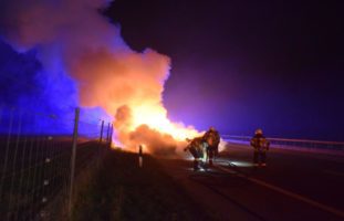 Autobrand auf der A1 bei Oberbuchsiten