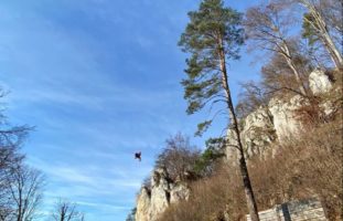 Mountainbike-Fahrer im Raum Aesch schwer verletzt aufgefunden