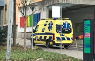 Unfall auf dem Parkplatz vom Schulhaus Widmermatte