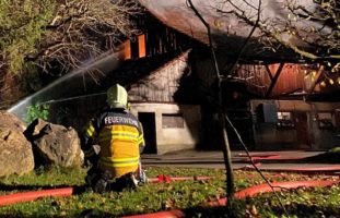 Buhwil TG: Bauernhaus in Brand geraten