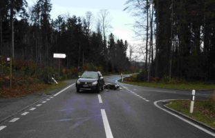 Rollerfahrerin (19) bei Unfall in Engelburg SG verletzt