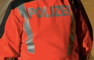 Glarus GL - Diebe in einen Stall eingebrochen