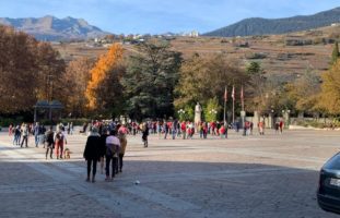 Unbewilligte Demo in Sion durch Polizei aufgelöst