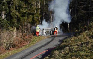 Rufi: Totalschaden nach Autobrand