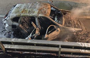 Wängi TG - Auto auf der A1 in Brand geraten