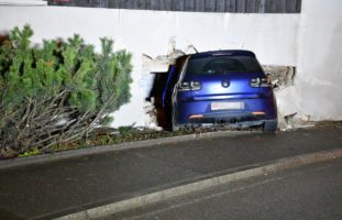 Drei Jugendliche bei Unfall in Seon verletzt