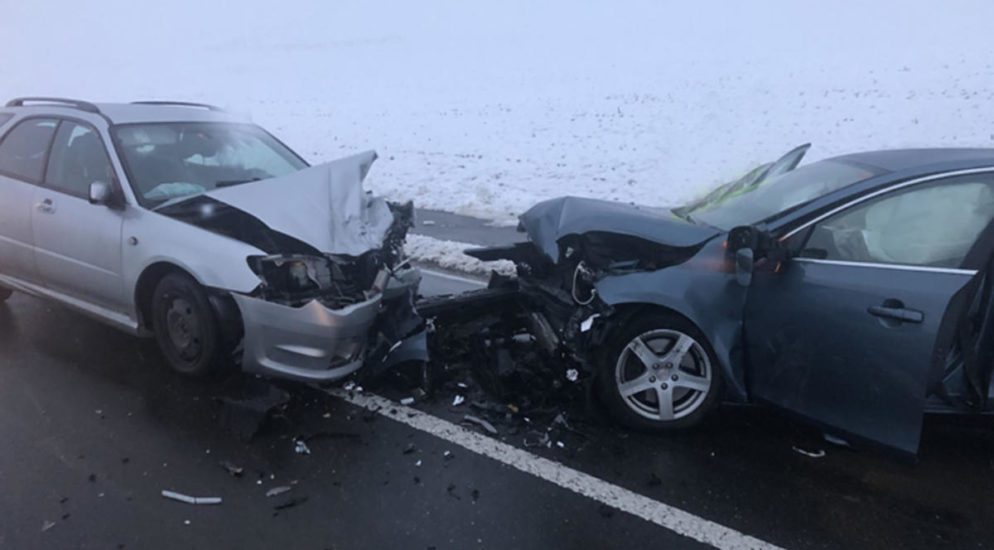 Frontalkollision zwischen zwei Autos in Ruswil