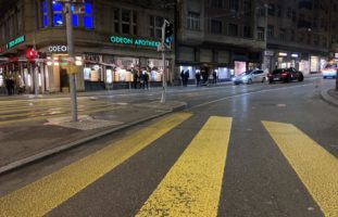 Beim Bellevue-Platz mit Porsche in Lichtsignalanlage geprallt