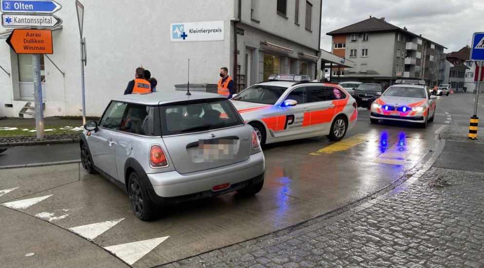 Olten: Autolenker flüchtet vor der Polizei