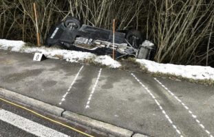 Unfall in Hausen am Albis ZH mit vier Verletzten