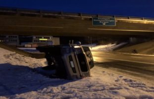 Schaffhausen SH - Alleinunfall auf Glatteis