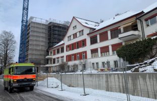 Rauchentwicklung in Pflegezentrum in Bauma ZH - Bewohner evakuiert