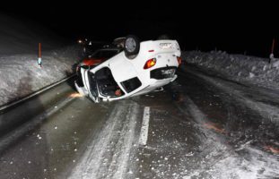 Wattwil SG - Lenkerin (21) nach Verkehrsunfall ins Spital geflogen