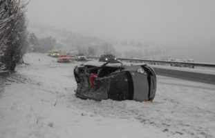 Lenker bei Unfall auf der A4 verletzt