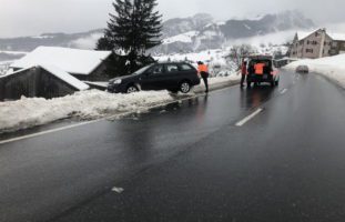 Gams SG: Führerausweis nach Unfall auf der Stelle abgenommen