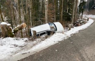 Heftiger Unfall in Lampenberg BL