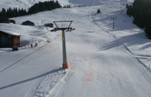 Obersaxen GR: Schwerer Skiunfall fordert ein Todesopfer