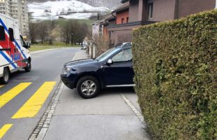 Autolenker kollidiert mit 9-jährigem Kind