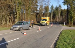 Verkehrsunfälle Kienberg, Wolfwil SO: Zwei Motorradfahrer von Auto erfasst