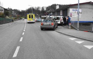 Verletzte bei Crash in Flawil