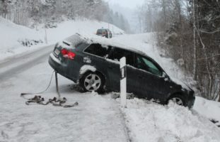 Verkehrsunfall in Eggerstanden AI