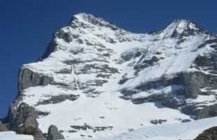 Wengen BE - Bei Skiabfahrt vom Eiger tödlich verunglückt