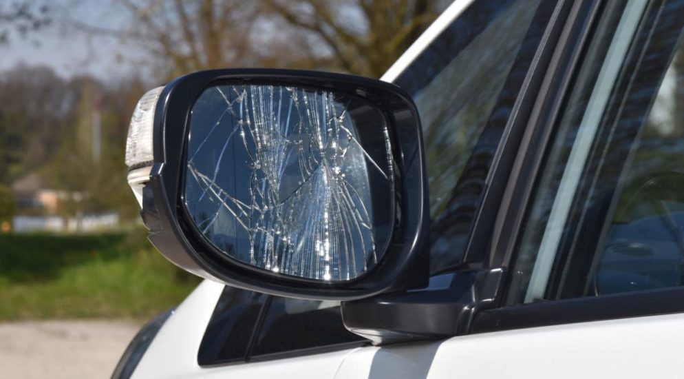 Feldbrunnen SO - Automobilistin begeht Unfallflucht