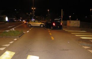 Verletzter Lenker bei Unfall in Münchenstein BL