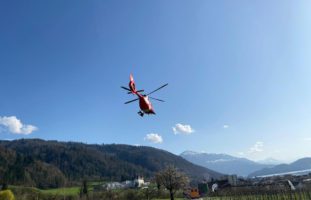 Verkehrsunfälle in Zug - E-Bikefahrer schwer verletzt