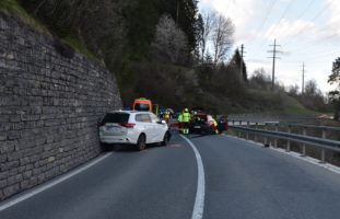 Sagogn GR: Heftige Kollision fordert zwei Verletzte