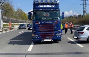 Kollision auf der Autobahn A4 bei Cham