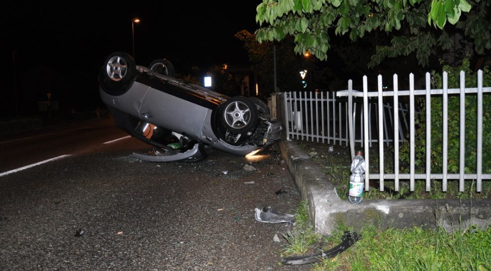 Lenkerin (19) verletzt: Auto landet bei Unfall in Grenchen SO auf Dach