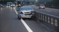 Sekundenschlaf: Bei Unfall auf A1 / Oensingen SO in Leitplanke gekracht