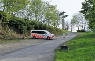 Lichtsignalanlage in Haslen beschädigt