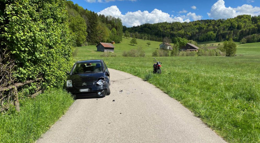 15-Jähriger baut Unfall mit geklautem Motorrad in Dussnang TG