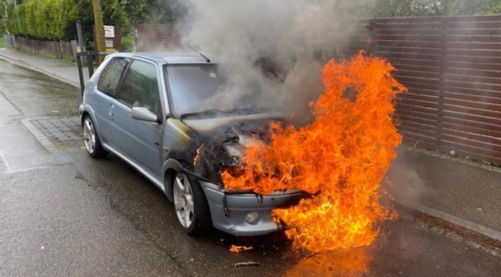 Rorschach: Parkiertes Auto in Vollbrand