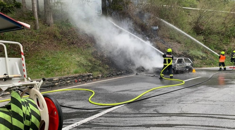 Fahrzeugbrand in Chur GR: 15 Personen im Einsatz