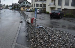 Alkohol am Steuer: Unfall bei Ausweichmanöver in Sennwald SG