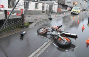 Degersheim SG - Motorradunfall fordert Schwerverletzten