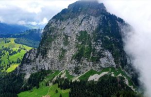 Schwyz: Berggänger stirbt bei Bergunglück