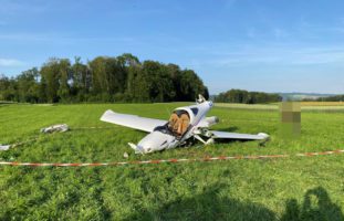 Kleinflugzeug in Birrfeld abgestürzt