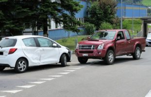 Bilten GL: Verkehrsunfall auf der Schäniserstrasse