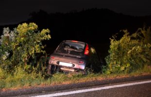 Teufen AR: Selbstunfall mit Auto