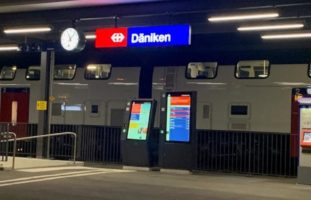 Däniken: Wegen Bombendrohung: Polizeieinsatz beim Bahnhof