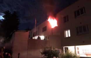 Wittenbach SG: Brand in Mehrfamilienhaus