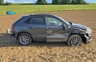 Verkehrsunfall in Weiningen fordert vier Verletzte (darunter 2 Kinder)