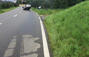 Mammern TG: Lenker überschlägt sich im Auto bei Selbstunfall